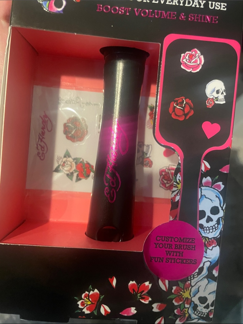 Ed Hardy Paddle Brush - Picture 4 of 5